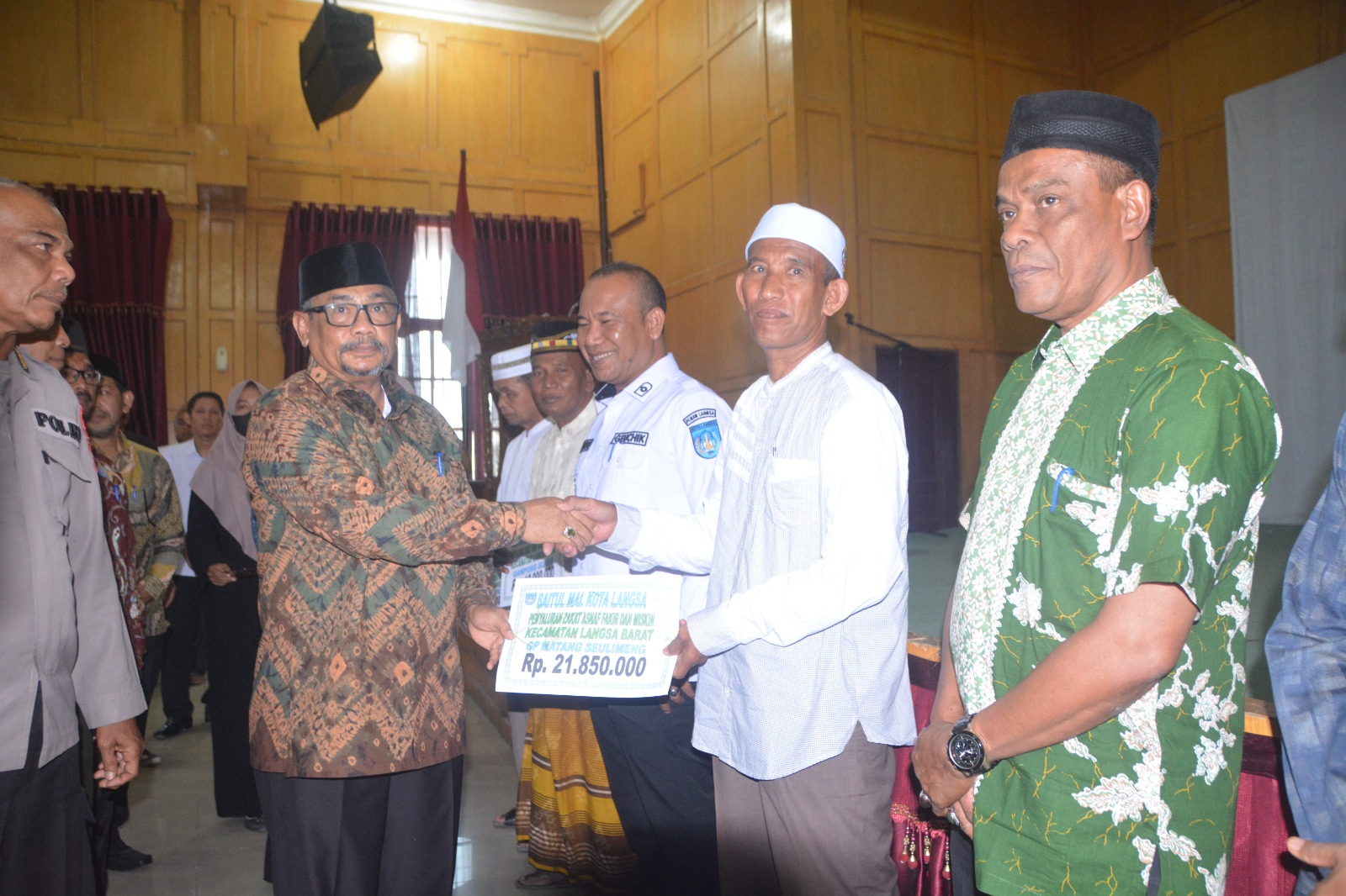 Pemerintah Kota Langsa melakukan Penyaluran Zakat Asnaf Fakir dan Miskin Tahun 2023.