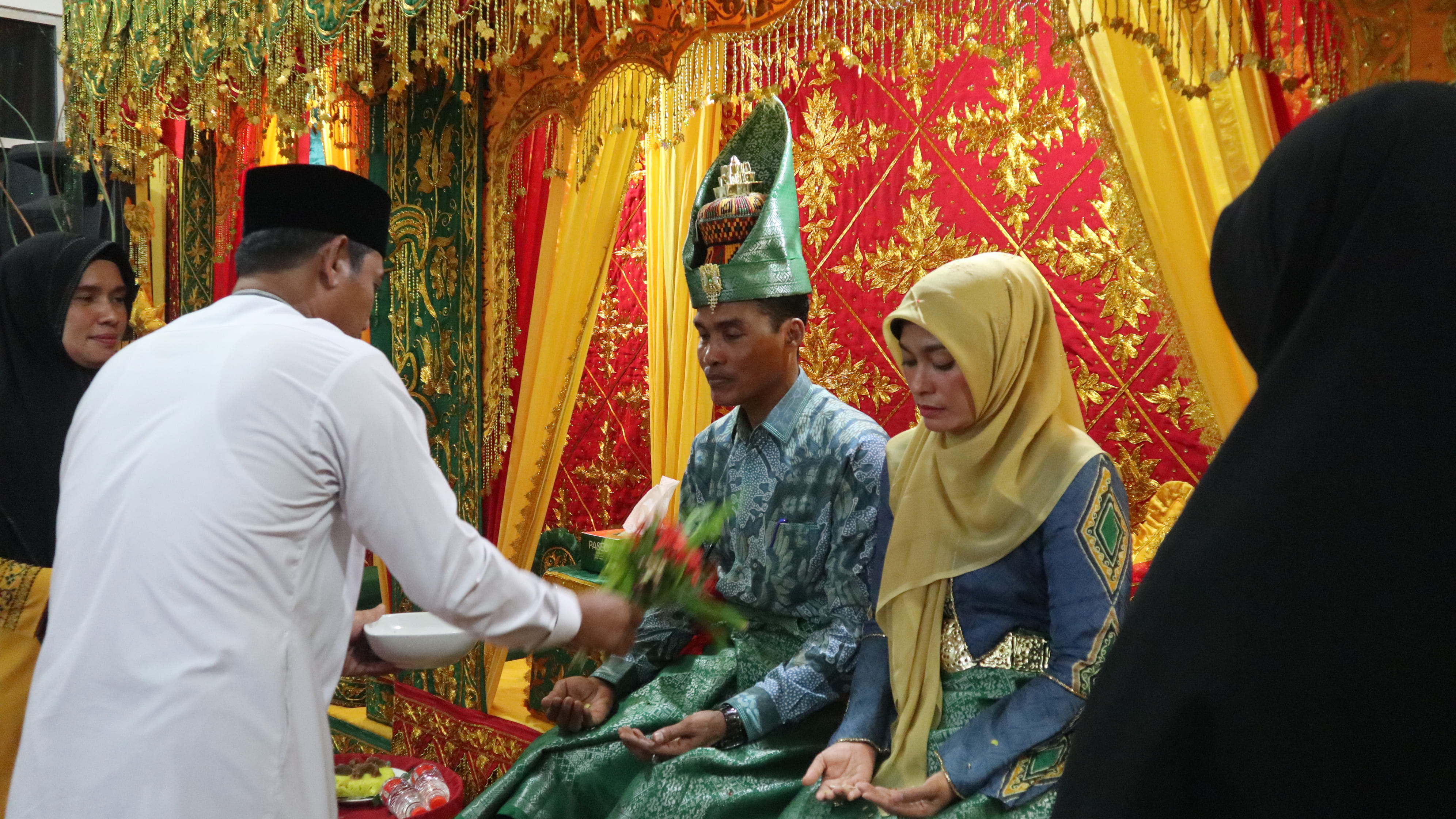 Silahturahmi dan Peusijuk (Tepung Tawar) Pj. Walikota Langsa, Syaridin, S. Pd, M. Pd.