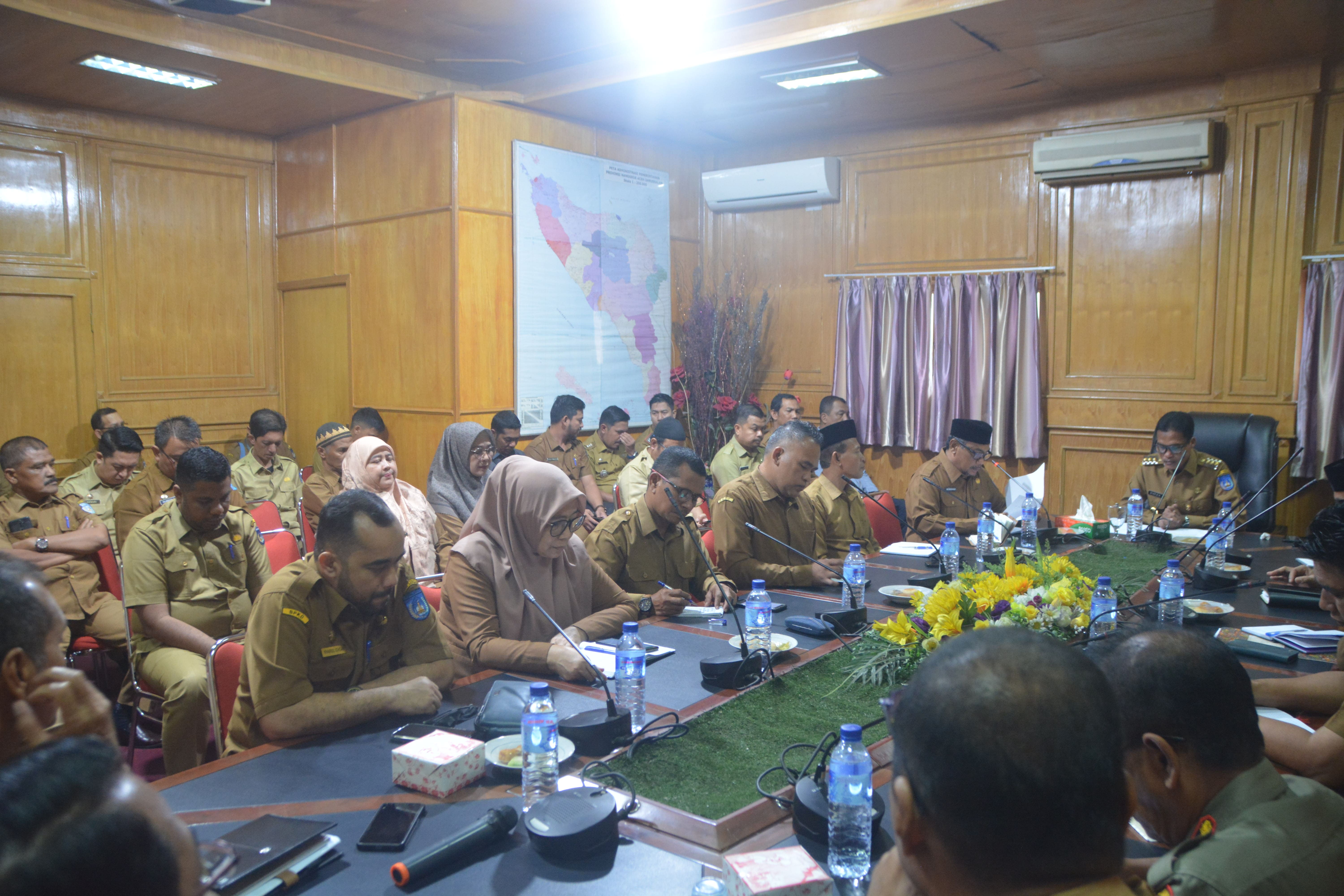 Pj. Walikota Langsa Menggelar Rapat Koordinasi Bersama Seluruh Organisasi Perangkat Daerah (OPD) di Lingkungan Pemerintah Kota Langsa.