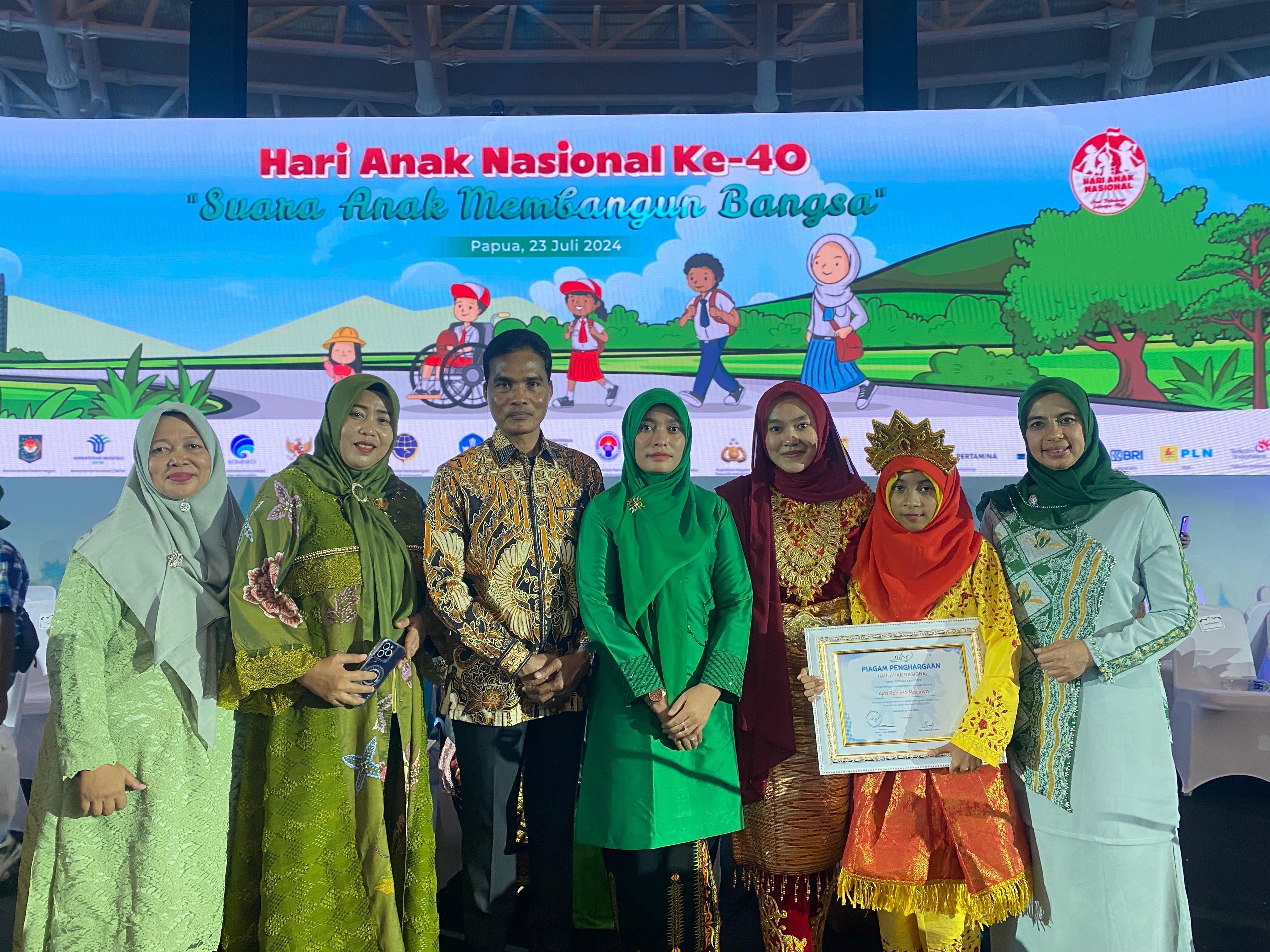 Siswi SD Negeri 1 Kebun Lama Kota Langsa Juara 1 Gambar Bercerita Tingkat Nasional.