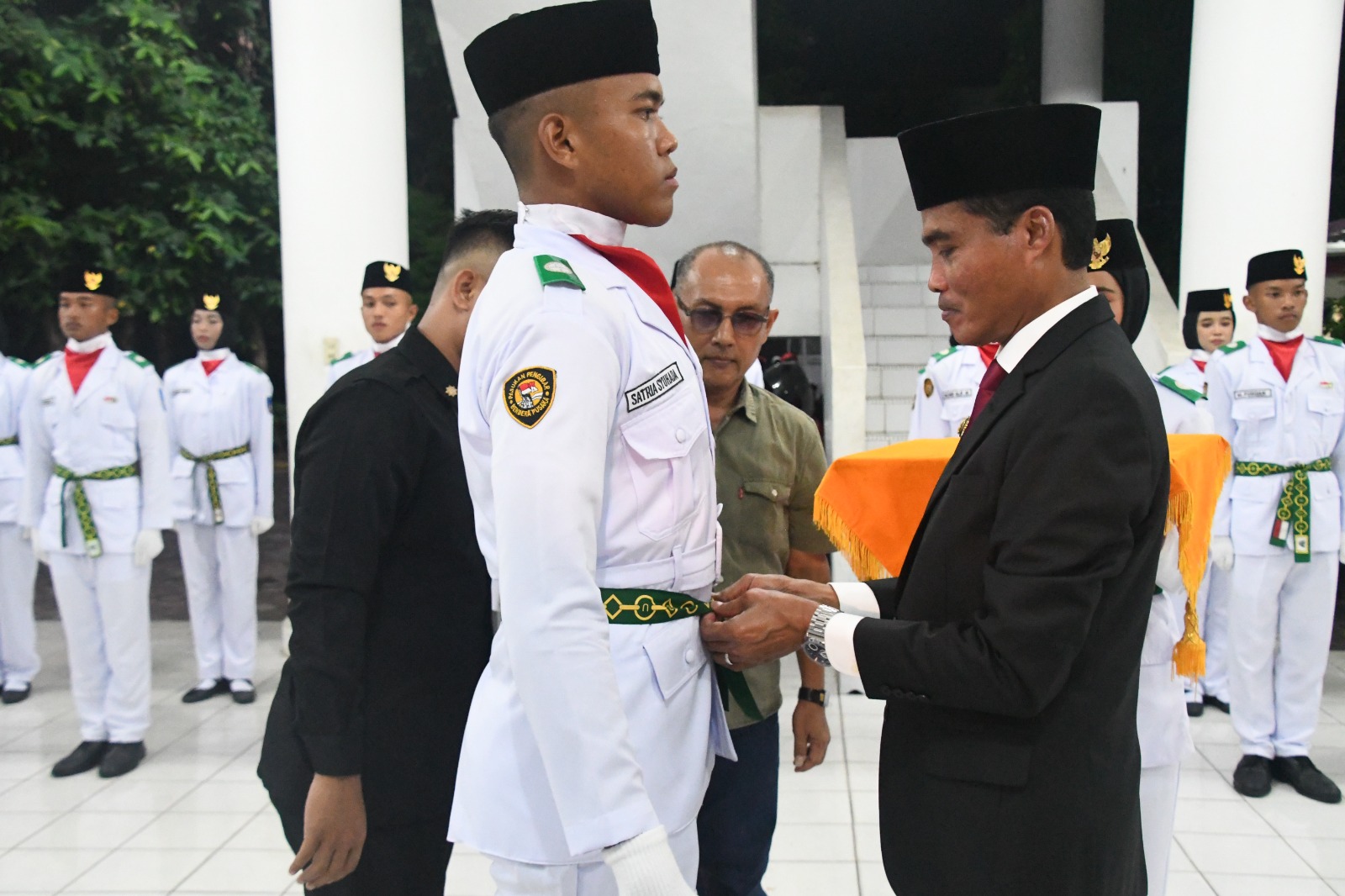 Pj. Walikota Langsa Mengukuhkan Anggota Pasakibraa Kota Langsa.